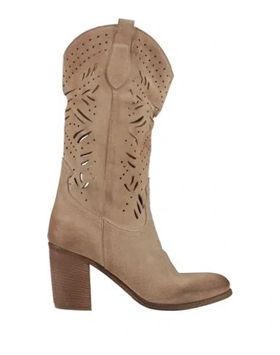 Zoe Woman Ankle Boots Beige Size 5 Leather