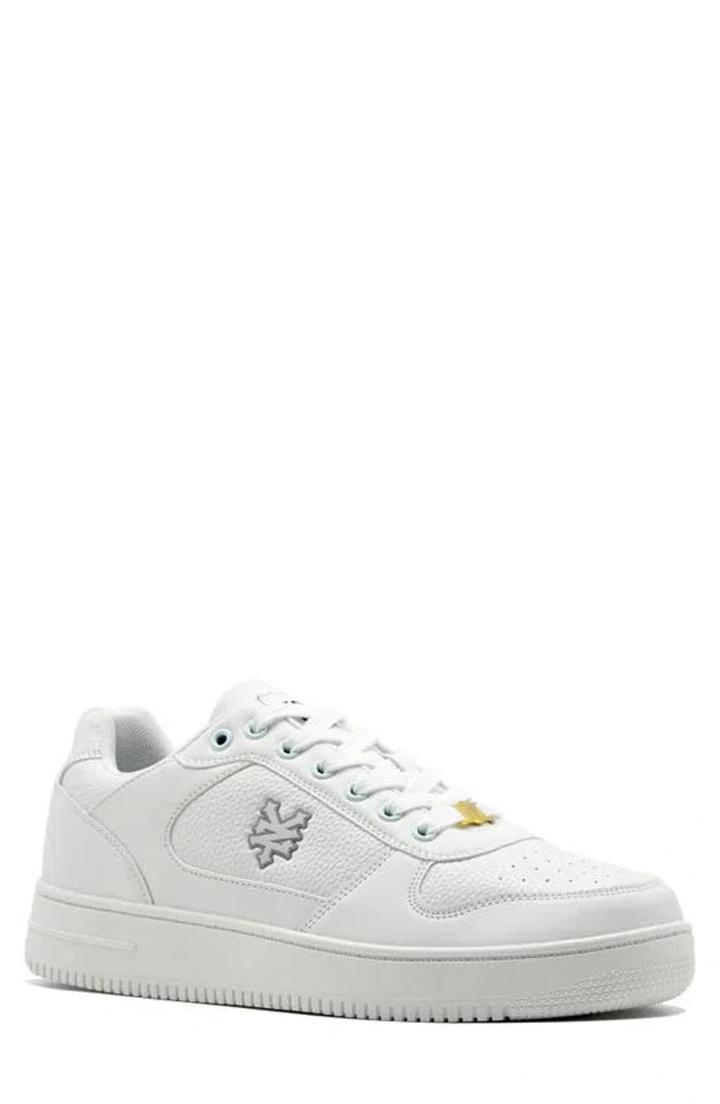 Zoo York Bank Low Top Sneaker In White | ModeSens