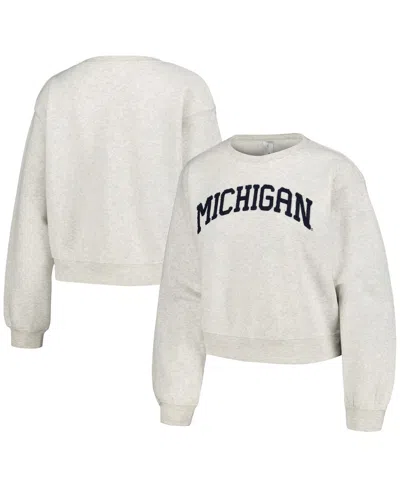 ZOOZATZ WOMEN'S ZOOZATZ OATMEAL MICHIGAN WOLVERINES CORE CHENILLE CROPPED PULLOVER SWEATSHIRT