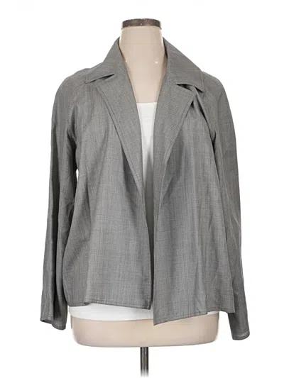 Pre-owned Zoran Kimono In Gray