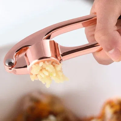Zulay Kitchen Garlic Press Ergonomic Handle Zinc Alloy Plating Mincer Tool In Duchess Rose Gold
