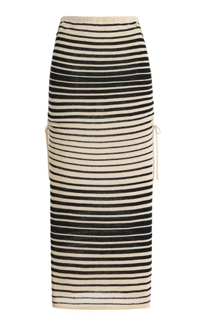 Zulu & Zephyr Ombre Striped Knit Midi Skirt In Black,white