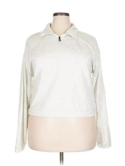 Pre-owned Zyia Active Sweatshirt In Silver