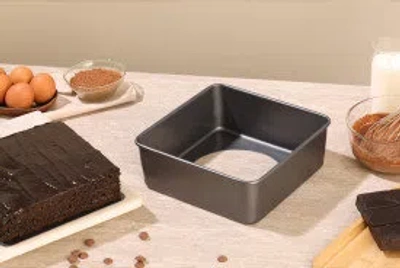 Zyliss Non-stick Base Square Pan 20cm/8in In Gray