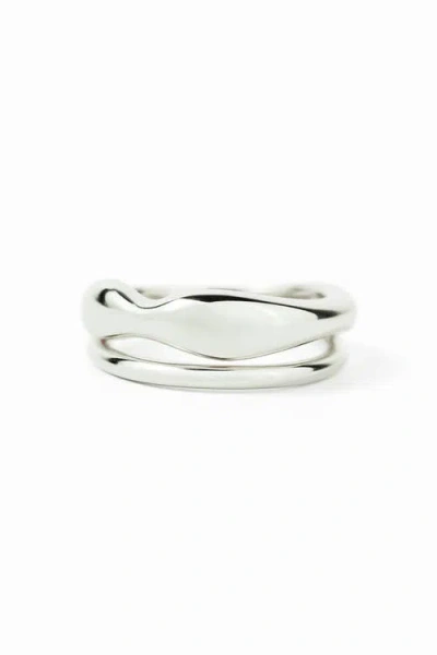 Zynnia Collective Flow Ring In Metallic