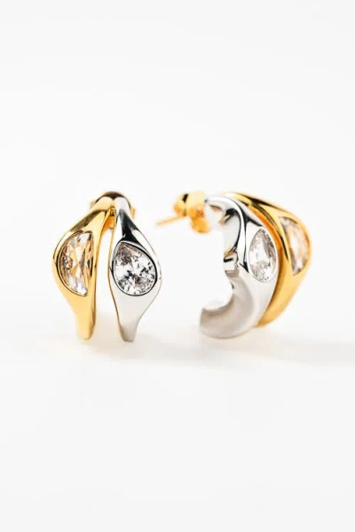 Zynnia Collective Yin-yang Hoops In Gold