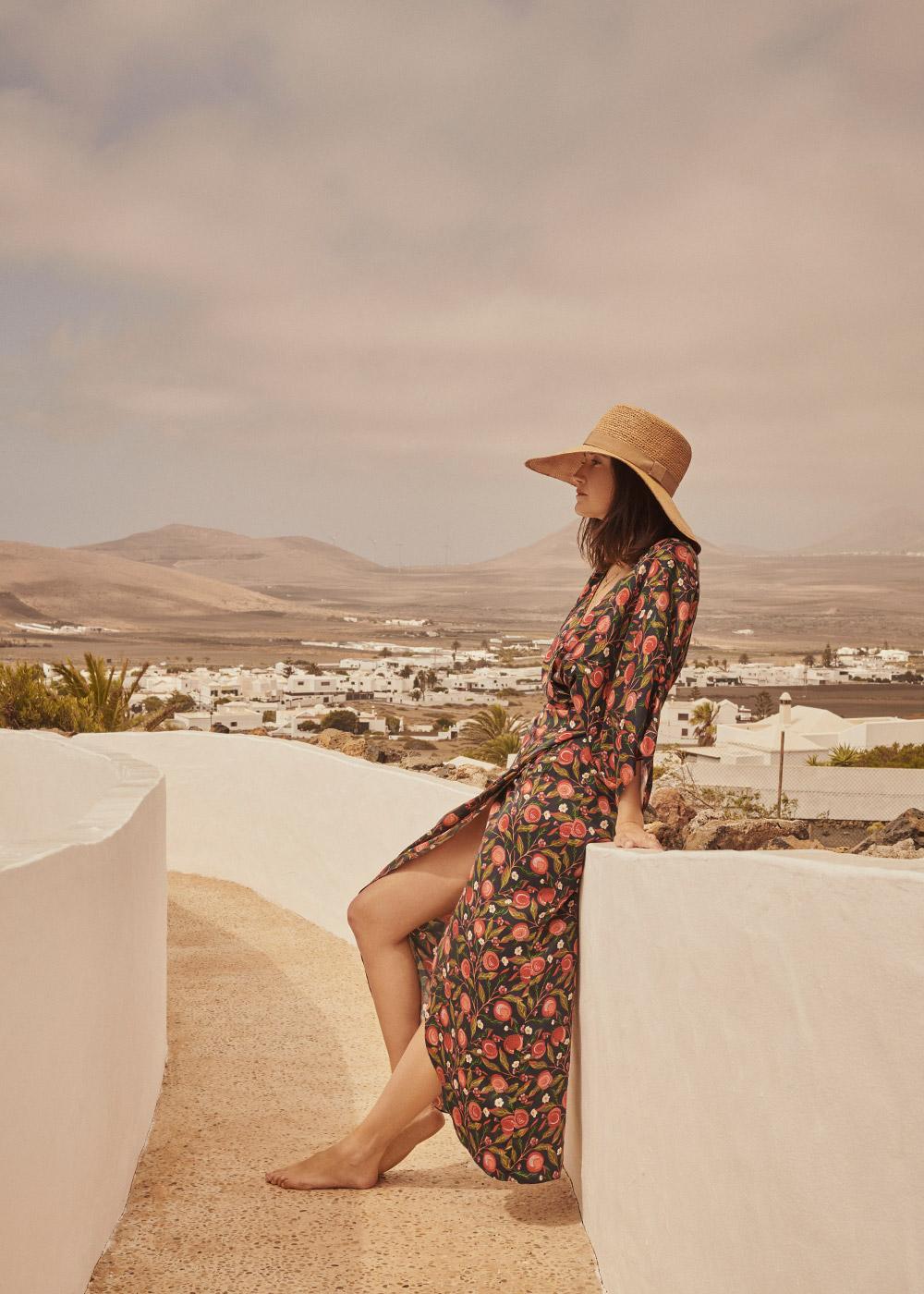  LOOKBOOKTHE TRAVEL & SWIM COLLECTION 