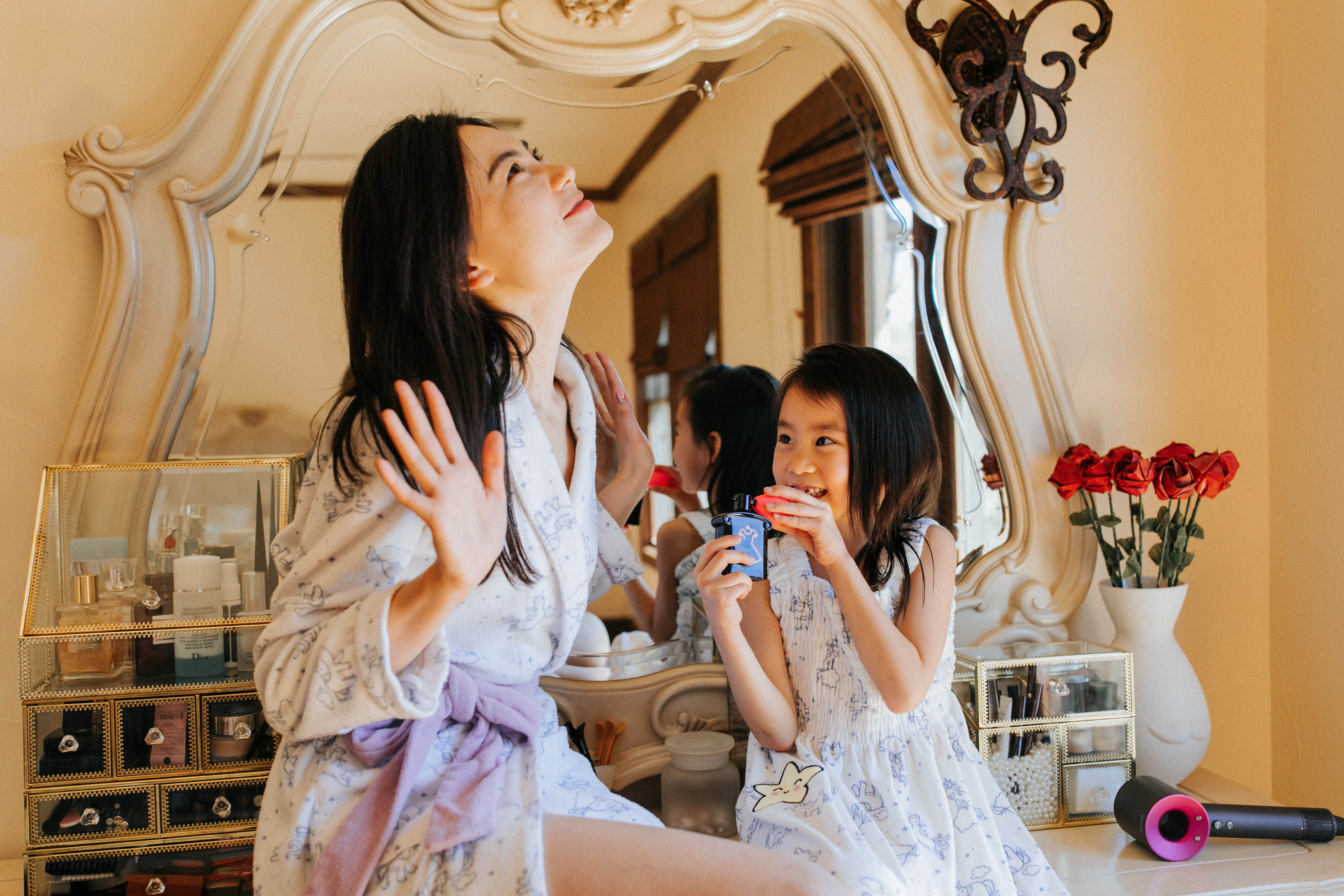 Fashion Director Jing Leng | Mother & Daughter Lookbook 