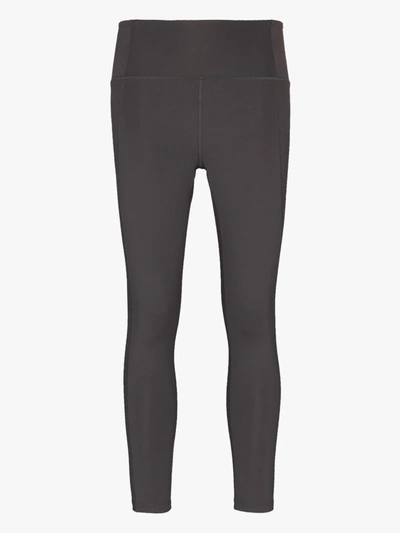 Shop Girlfriend Collective Stretch-leggings In Grau