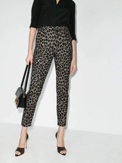 Shop Versace Hose Mit Leoparden-print In Weiss