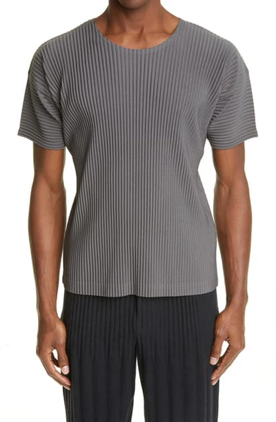 Shop Issey Miyake Pleated T-shirt In Charcoal
