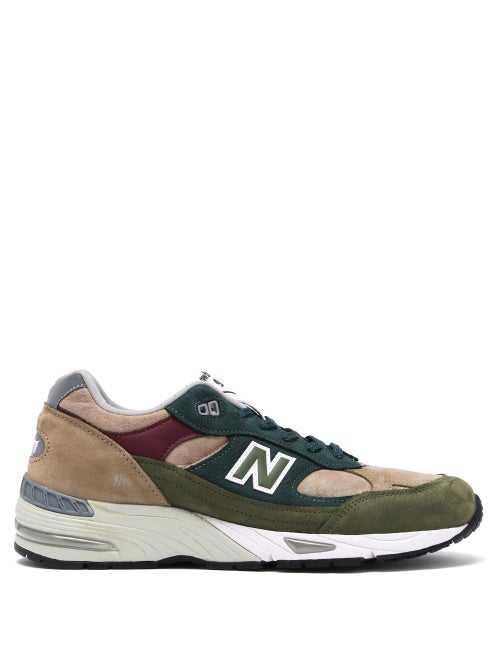 new balance leather trainers uk