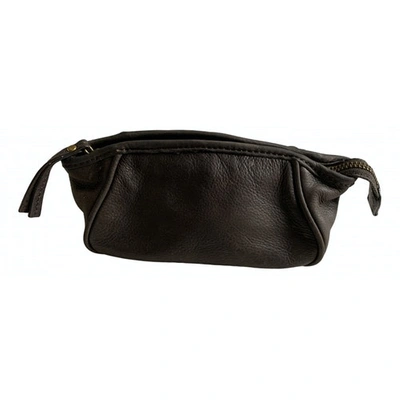 Pre-owned Vanessa Bruno Leather Purse In Brown