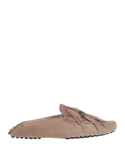 Shop Tod's Woman Mules & Clogs Beige Size 6 Leather