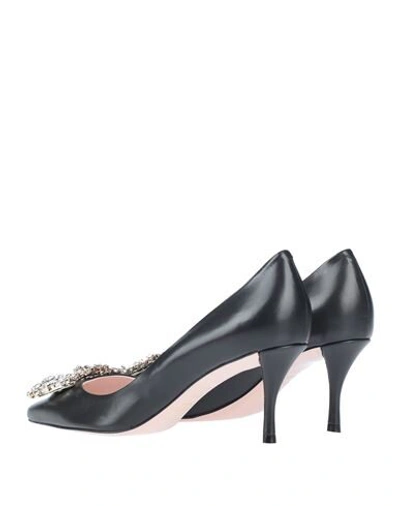 Roger Vivier Pumps In Black