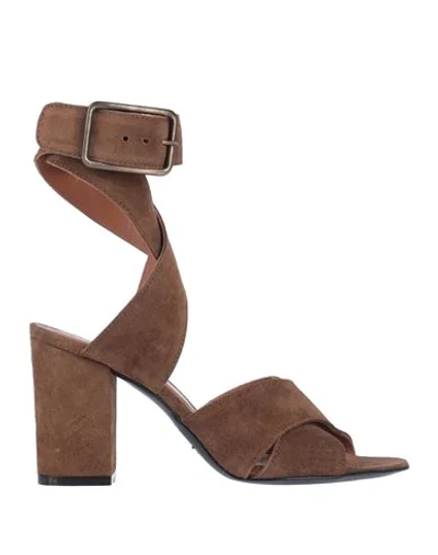 Shop Via Roma 15 Woman Sandals Khaki Size 6 Soft Leather In Beige