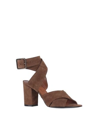 Shop Via Roma 15 Woman Sandals Khaki Size 10 Soft Leather In Beige