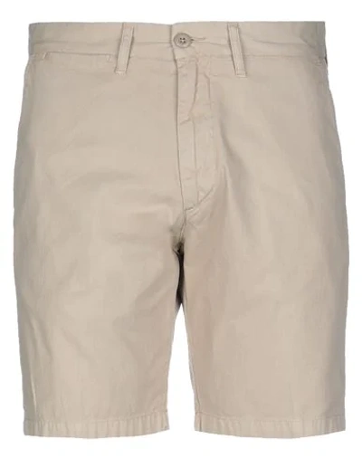 Shop Carhartt Man Shorts & Bermuda Shorts Beige Size 29 Cotton