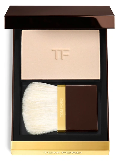 Shop Tom Ford Women's Translucent Finishing Powder In Ivory Fawn