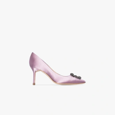 Shop Manolo Blahnik 'hangisi' Satinpumps Mit Schmuckschnalle, 70mm In Rosa