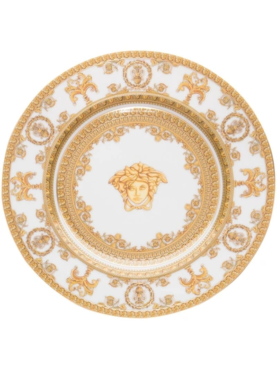 Shop Versace Tableware I Love Baroque Plate (18cm) In White