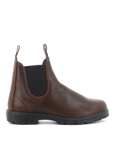 Shop Blundstone Smooth Leather Chelsea Boots In Brown