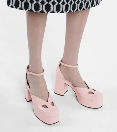 Shop Gucci Patent Leather Platform Pumps In Pink