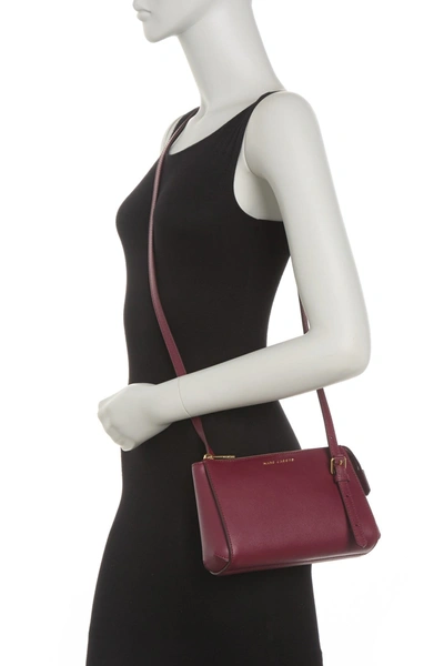 Shop Marc Jacobs Commuter Crossbody Bag In Mulled Wine