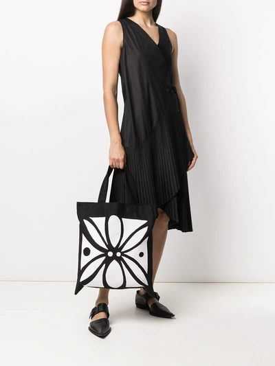 10 Corso Como Abstract Floral Print Tote Bag In Black