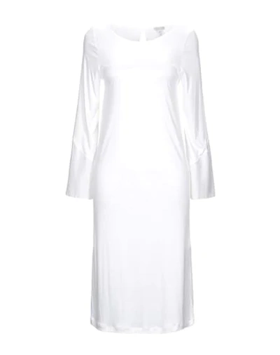 Shop Hanro Nightgowns In Ivory