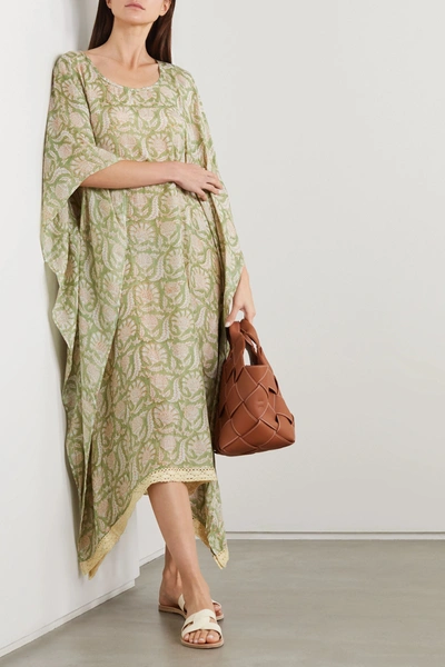 Shop Hannah Artwear Net Sustain Shanti Crochet-trimmed Printed Silk Kaftan In Green