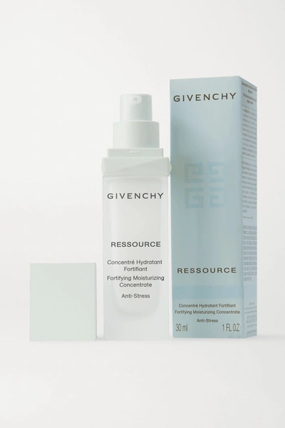 Shop Givenchy Fortifying Moisturizing Concentrate, 30ml In Colorless
