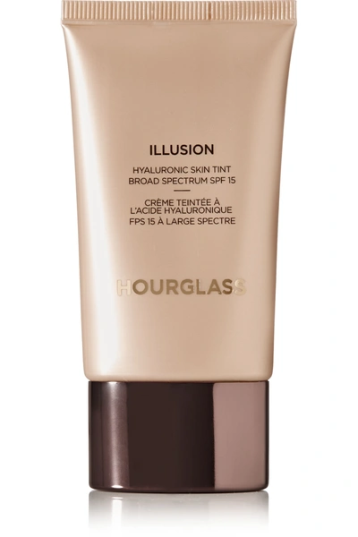 Shop Hourglass Illusion® Hyaluronic Skin Tint Spf15 - Vanilla, 30ml In Neutral