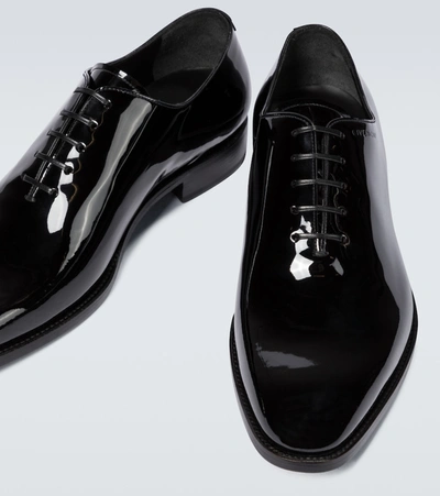 Shop Givenchy Classic Oxford Formal Shoes In Black