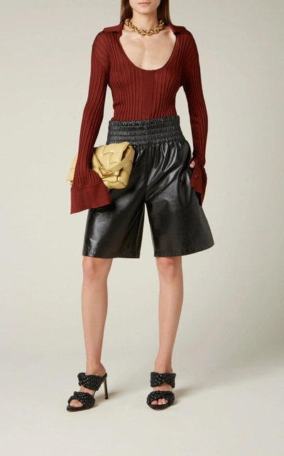 Bottega Veneta Scoop Neck Ribbed Long Knitted Top In Orange
