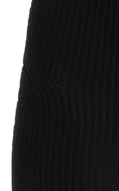 Shop Jacquemus Women's Arancia Ribbed-knit Knee-length Shorts In Black