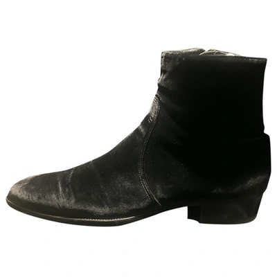 Pre-owned Saint Laurent Wyatt Black Velvet Boots