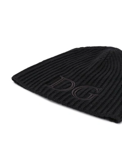 Shop Dolce & Gabbana Logo-embroidered Ribbed Beanie In Black