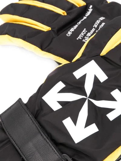 Shop Off-white Arrows-logo Snow Gloves In Black