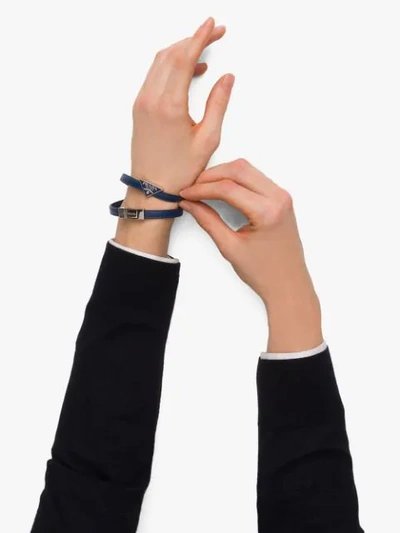 双环绕三角形LOGO手链