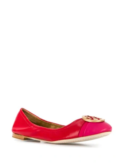 Shop Tory Burch Logo Plaque Ballerina Shoes In Red