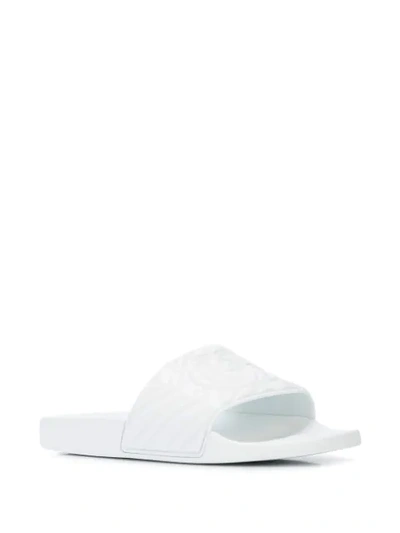 Shop Gucci Matelassé Rubber Pool Slides In White