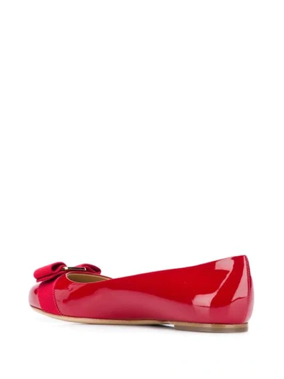 Shop Ferragamo Vara Bow Ballerina Shoes In Red