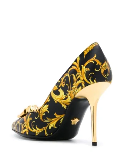 BAROQUE PRINT MEDUSA PUMPS