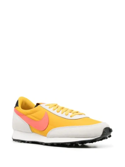 Nike Daybreak Low-top Sneakers In Yellow