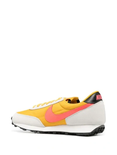 Nike Daybreak Low-top Sneakers In Yellow