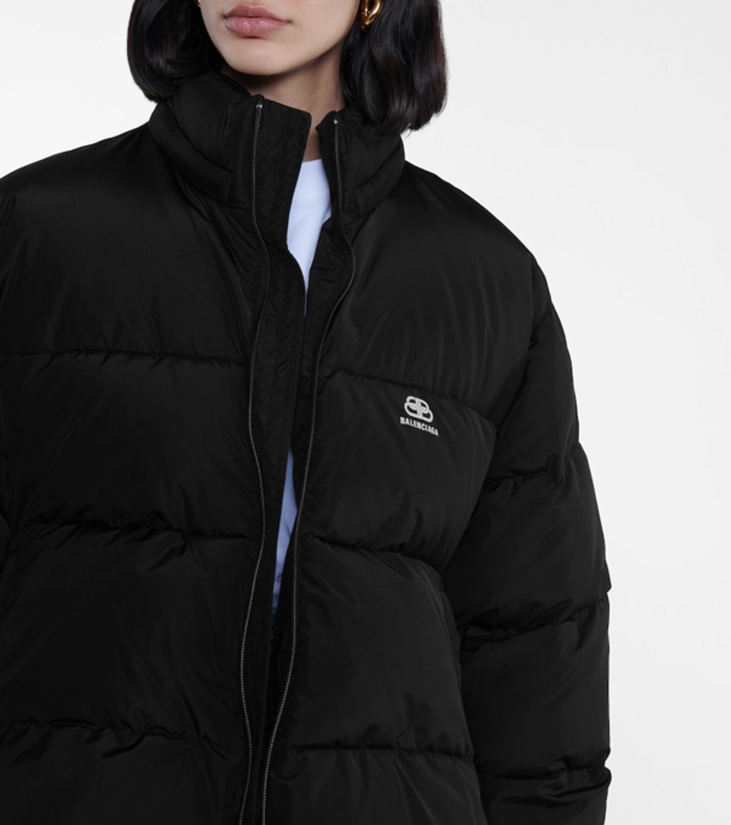 【BALENCIAGA】C-shape hooded quilted shell jacket ジャケット Balenciaga C-shape Oversized Hooded Quilted Shell Jacket In