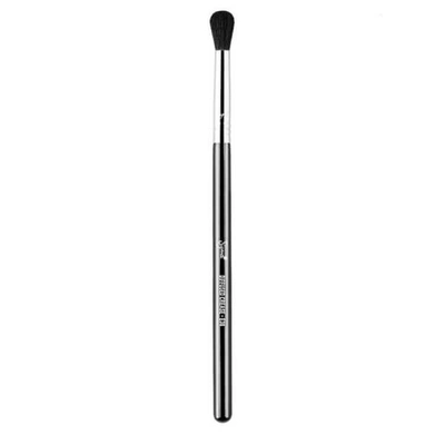 Shop Sigma E38  Diffused Crease™ Brush