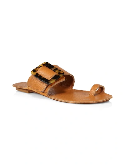 Shop Definery Women's Loop Toe-ring Leather Flat Sandals In Camel