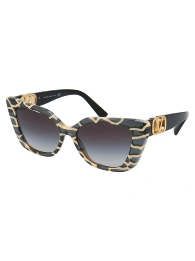 Shop Valentino Eyewear Vlogo Cat In Multi